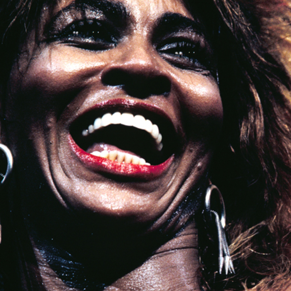 Henry Diltz: Tina Turner, Universal Amphitheater, Los Angeles